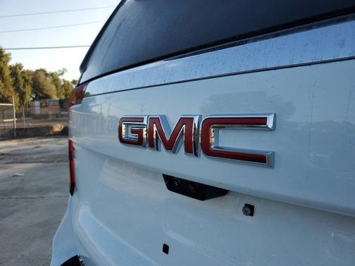 2026 GMC Yukon XL 2WD Elevation