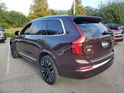 2025 Volvo XC90 B6 Ultra