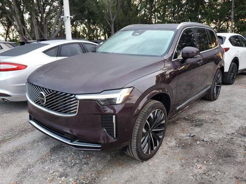 2025 Volvo XC90 B6 Ultra