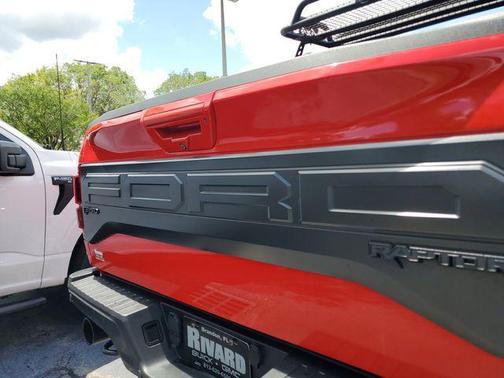 Race Red 2018 Ford F-150 Raptor