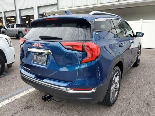 Blue Emerald Metallic 2021 GMC Terrain SLT