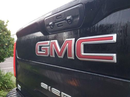 2023 GMC Sierra 2500 AT4