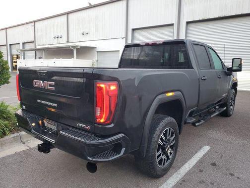2023 GMC Sierra 2500 AT4