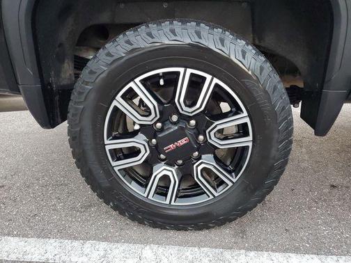 2023 GMC Sierra 2500 AT4