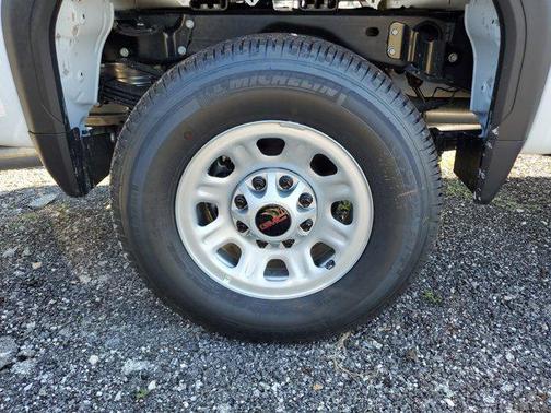 2025 GMC Sierra 2500 Base