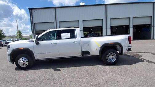 2024 GMC Sierra 3500 Denali
