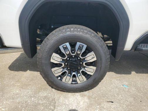 2025 GMC Sierra 3500 Denali