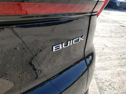 2025 Buick Enclave Preferred FWD
