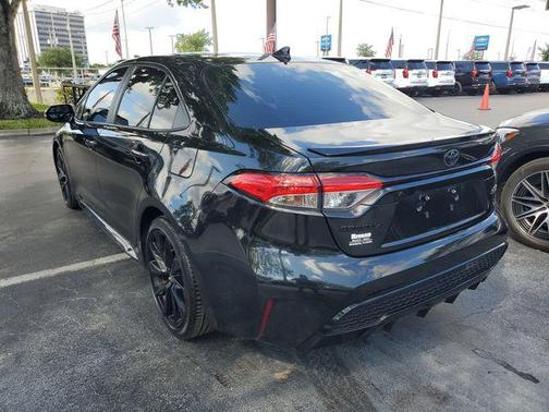 Black Sand Pearl 2021 Toyota Corolla SE
