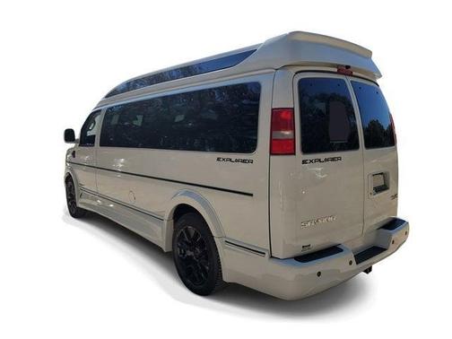 2025 GMC Savana 2500 Work Van