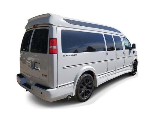 2025 GMC Savana 2500 Work Van