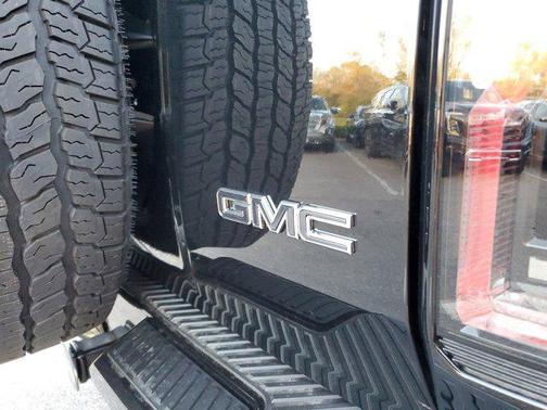 2025 GMC HUMMER EV SUV 2X