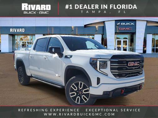 2025 GMC Sierra 1500 AT4