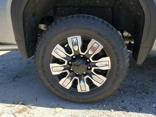 Sterling Metallic 2026 GMC Sierra 2500 Denali