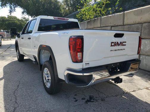 2025 GMC Sierra 2500 Base