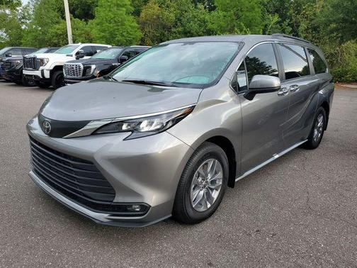Heavy Metal 2026 Toyota Sienna XLE