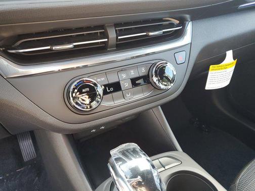 2026 Buick Envista Preferred FWD