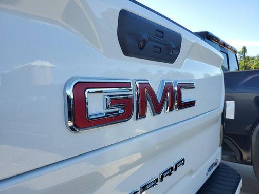2025 GMC Sierra 2500 AT4