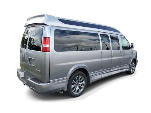 2025 GMC Savana 2500 Work Van