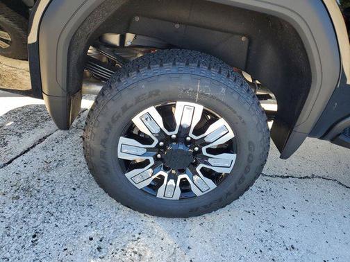 2025 GMC Sierra 2500 Denali