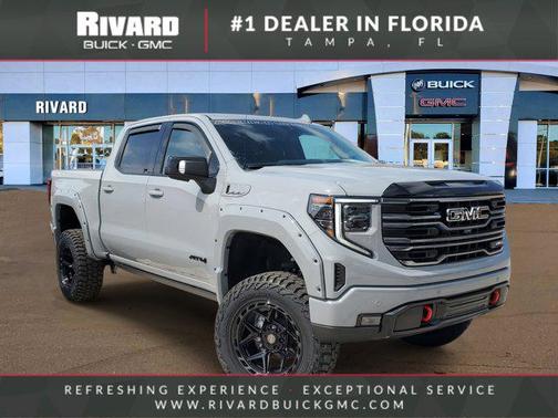 2025 GMC Sierra 1500 AT4