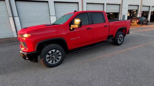 2024 Chevrolet Silverado 2500 Custom