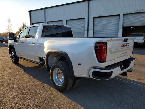 2024 GMC Sierra 3500 Denali