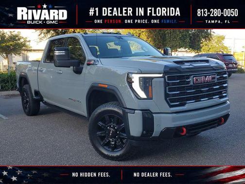 Thunderstorm Gray 2025 GMC Sierra 2500 AT4