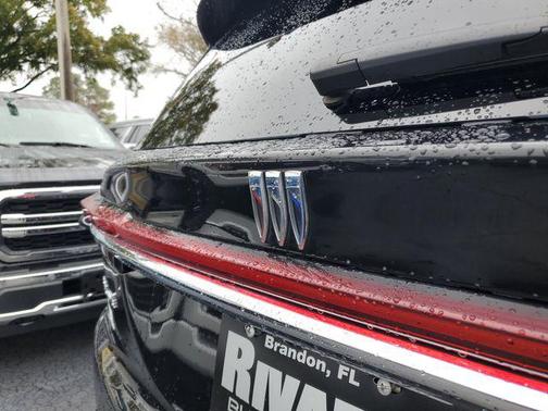 2025 Buick Enclave Preferred FWD