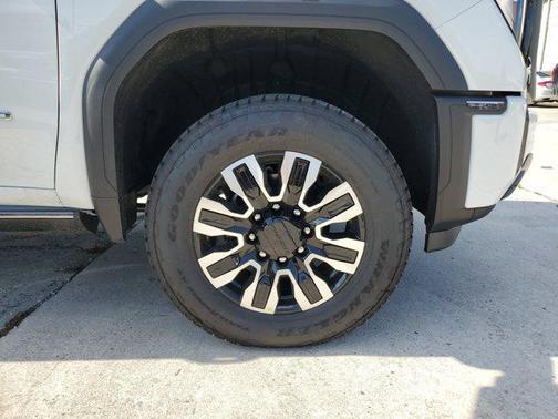 2025 GMC Sierra 2500 Denali Ultimate