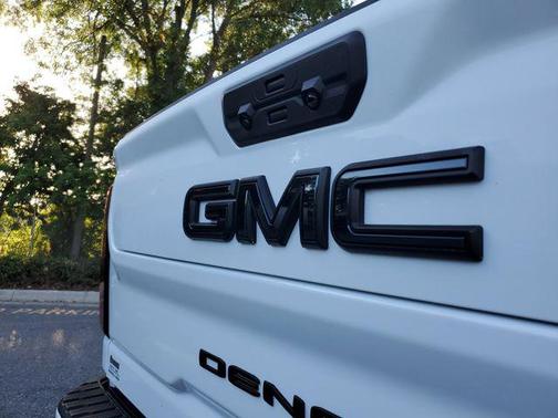 Summit White 2025 GMC Sierra 2500 Denali Ultimate