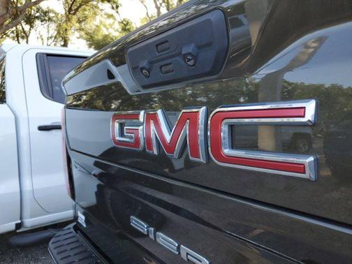 2022 GMC Sierra 2500 SLE