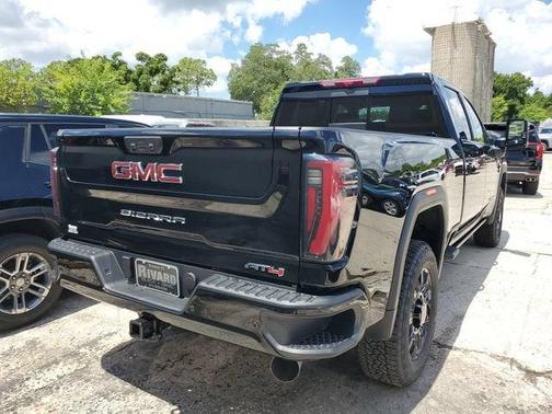 Onyx Black 2026 GMC Sierra 2500 AT4