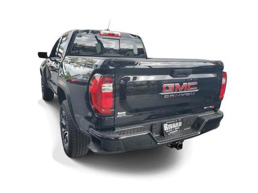 2024 GMC Canyon Base