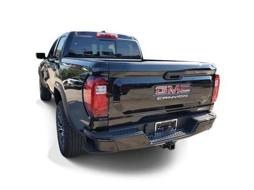 2025 GMC Canyon Base