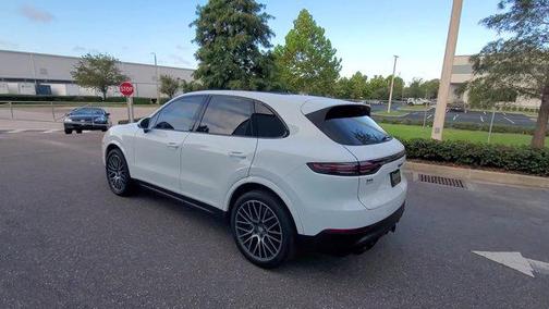 2020 Porsche Cayenne Cayenne
