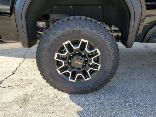 2026 GMC Sierra 2500 AT4