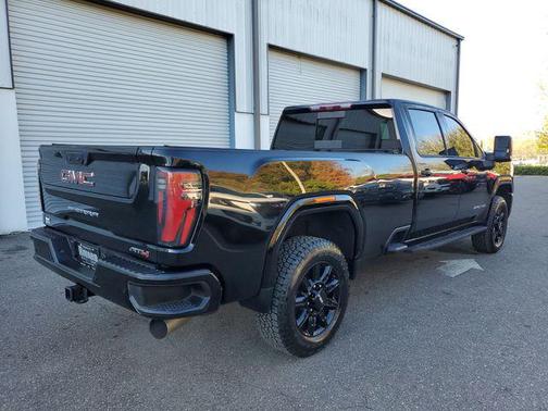 2024 GMC Sierra 3500 AT4