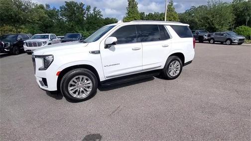 2022 GMC Yukon SLT