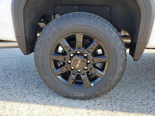 2026 GMC Sierra 3500 AT4