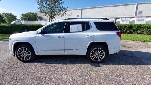 2023 GMC Acadia Denali