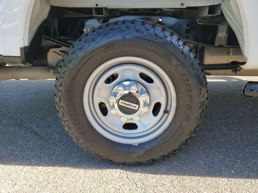Oxford White 2022 Ford F-250 XL