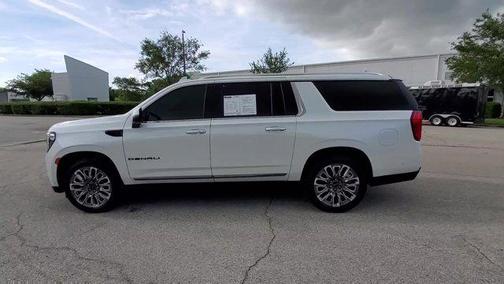 2023 GMC Yukon XL Denali Ultimate