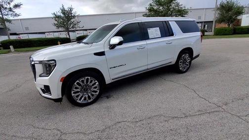 2023 GMC Yukon XL Denali Ultimate