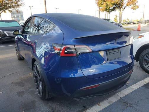 2025 Tesla Model Y Performance Dual Motor All-Wheel Drive