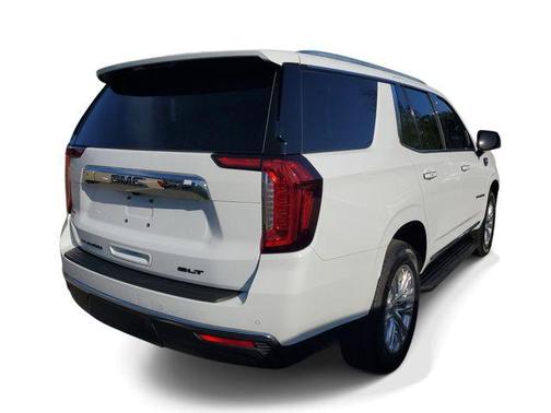 Summit White 2022 GMC Yukon SLT