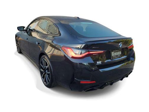Black Sapphire Metallic 2024 BMW M440 i xDrive