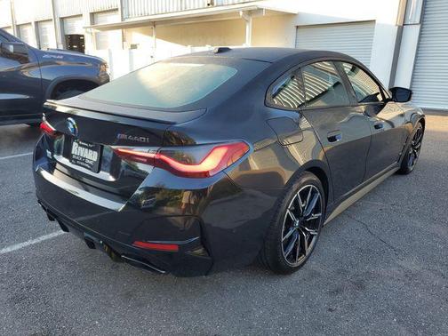 Black Sapphire Metallic 2024 BMW M440 i xDrive
