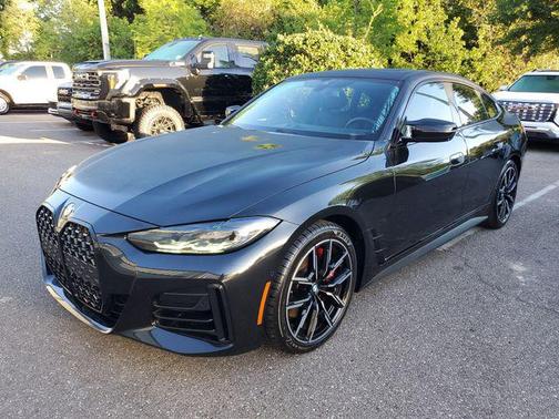 Black Sapphire Metallic 2024 BMW M440 i xDrive