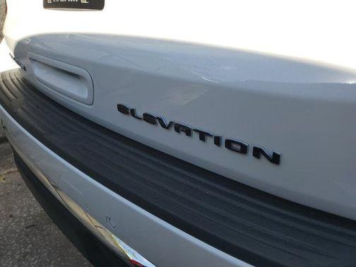 2025 GMC Yukon XL 4WD Elevation